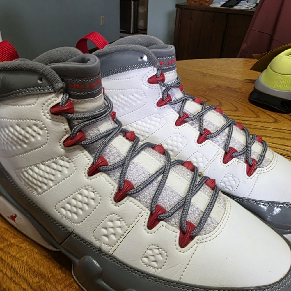 Jordan 9 Fire Red, Size 10.5, Like New! - Picture 3 of 6